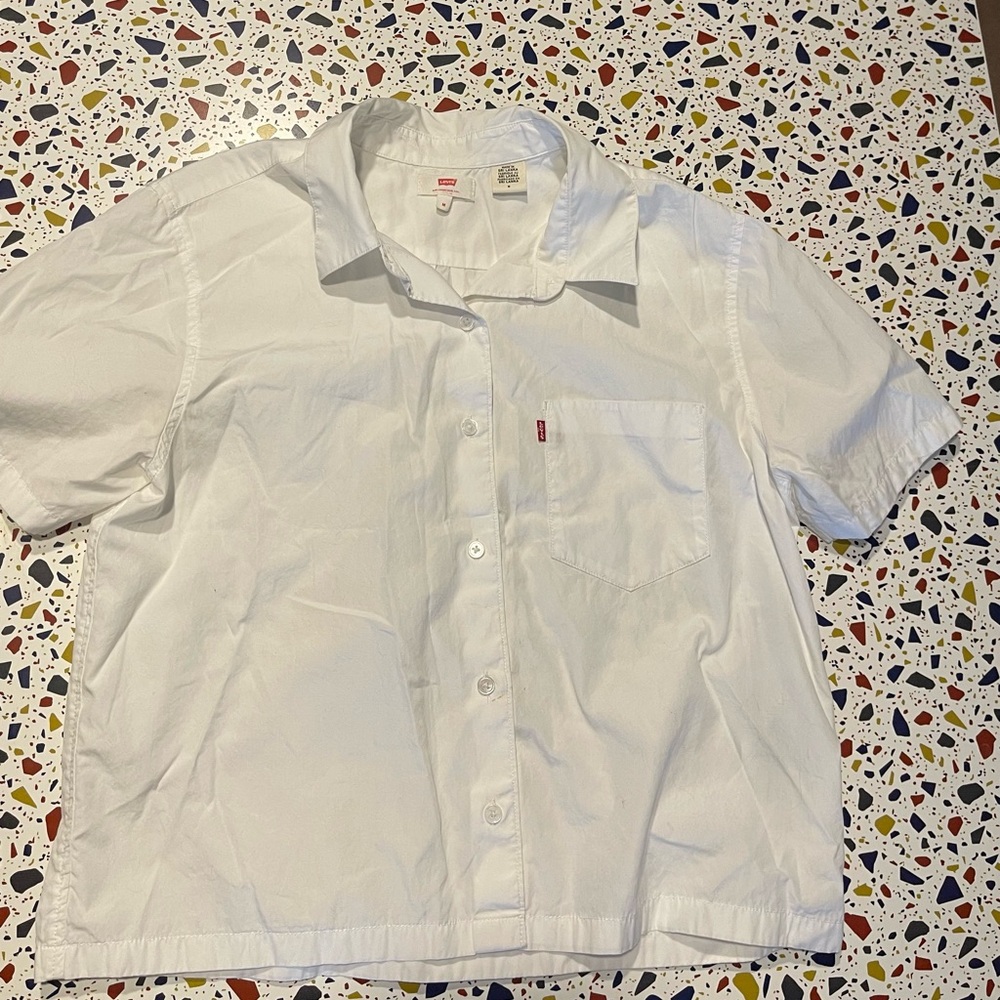 Levi's Crisp White Button-Up Shirt